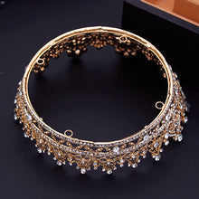 Carica l&#39;immagine nel visualizzatore di Gallery, Vintage Royal Queen Crystal Tiaras and Crowns Prom Bridal Diadem Wedding Crown Girls Circle Hair Jewelry Accessories