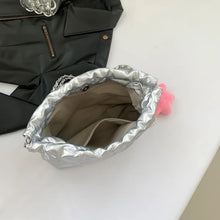 Charger l&#39;image dans la galerie, Pu Leather Silver Chain Shoulder Bags for Women 2024 Fashion Handbags Crossbody Bucket Bag