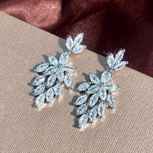 Laden Sie das Bild in den Galerie-Viewer, Luxury Bridal Earrings Bling Bling Marquise Crystal Cubic Zirconia Dangle Earrings Aesthetic Jewelry