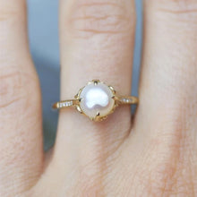 Load image into Gallery viewer, Luxury Imitation Pearl Rings for Women Wedding Band Accessories n205