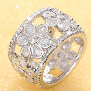 Aesthetic Hollow Out Pattern Rings Women Sparkling CZ Luxury Trendy Jewelry