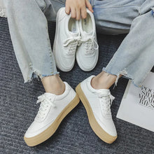 Laden Sie das Bild in den Galerie-Viewer, Leather Men White Shoes Sports Versatile Board Shoes Sneakers Lightweight Walking Shoes w12