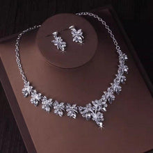 Load image into Gallery viewer, Silver Color Crystal Leaf Bridal Jewelry sets Rhinestone Crown Tiaras Choker Necklace Earrings bn01 - www.eufashionbags.com