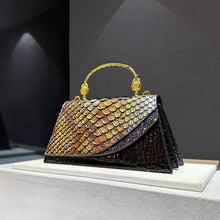 Load image into Gallery viewer, Designer Сумка Black Gold 2023 New Scaly Crocodile Print Handbag Shoulder Bags for Women
