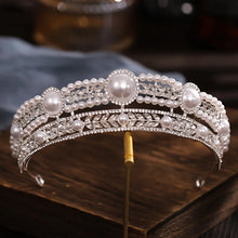 Carica l&#39;immagine nel visualizzatore di Gallery, Silver Color Pearl Rhinestone Luxury Tiara Hairband Wedding Accessories Headband Crown