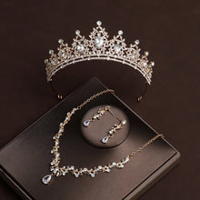 Carica l&#39;immagine nel visualizzatore di Gallery, Bridal Crown 3-piece Set of Artificial Crystal Romantic Birthday