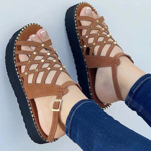 Fashion Rivet Flat Heels Women Sandals Summer Platform Shoes