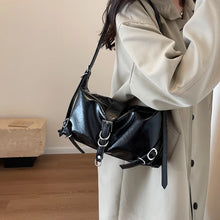画像をギャラリービューアに読み込む, Silver Leather Crossbody Bags for Women Luxury Y2k Fashion Shoulder Bag
