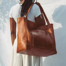 Cargar imagen en el visor de la galería, Large Oil Wax Leather Tote Bag for Women Leather Handbag