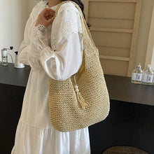 Charger l&#39;image dans la galerie, Summer Women Weave Straw Shoulder Bag 2024 Fashion New Travel Big Beach Underarm Bags Lady High-capacity Handbags