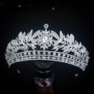 Luxury Crystal Leaves Tiaras Crown CZ Headdress Rhinestone Wedding Hair Accessories a98