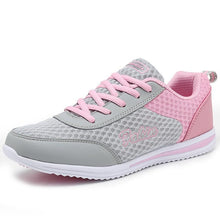 Carica l&#39;immagine nel visualizzatore di Gallery, Fashion Women&#39;s Sports Shoes Sneakers Breathable Mesh Lace Up Casual Shoes - www.eufashionbags.com