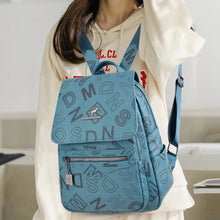 Laden Sie das Bild in den Galerie-Viewer, Large Multi Pocket Backpacks Fashion Printed PU Backpack Mommy Travel Bags Women&#39;s Small Brand Designer School Bags