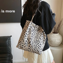 Cargar imagen en el visor de la galería, Small Leopard Design 2024 Fashion Shopping Bags for Women Handbag Lady Shoulder Bag