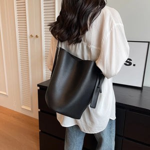 Retro Small Leather Shoulder Bags for Women Designer Fashion Handbags z97