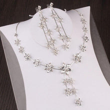 Charger l&#39;image dans la galerie, Sparkling Crystal Tiaras Bridal Jewelry Sets Rhinestone Crown Choker Necklace Earrings bn03 - www.eufashionbags.com