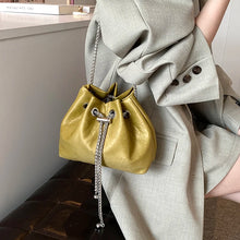 Carica l&#39;immagine nel visualizzatore di Gallery, Mini Pu Leather Silver Shoulder Bags for Women 2024 Designer Fashion Handbags and Purses Chain Crossbody Bag