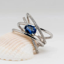 Laden Sie das Bild in den Galerie-Viewer, Cross Rings with Blue Cubic Zirconia Luxury Trendy Finger Accessories for Women