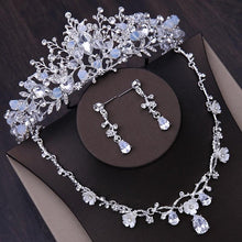 Carica l&#39;immagine nel visualizzatore di Gallery, Luxury Silver Color Bridal Headpiece Necklace Earrings Rhinestone Crown Set bj50 - www.eufashionbags.com