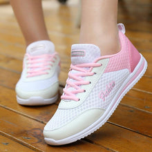Laden Sie das Bild in den Galerie-Viewer, Fashion Women&#39;s Sports Shoes Sneakers Breathable Mesh Lace Up Casual Shoes - www.eufashionbags.com