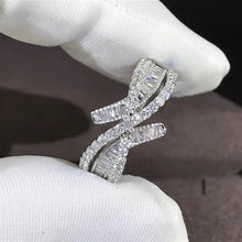 Load image into Gallery viewer, New Wedding Rings for Women Sparkling Crystal Cubic Zirconia Jewelry hr201 - www.eufashionbags.com