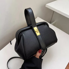Laden Sie das Bild in den Galerie-Viewer, New Trendy Quality Retro Designer Luxury Crossbody Bags Shopping Shoulder Bag a05