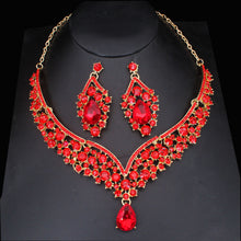 Cargar imagen en el visor de la galería, Luxury Crystal Wedding Jewelry Sets For Women Tiara/Crown Earrings Necklace Set dc02