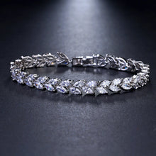 画像をギャラリービューアに読み込む, Trendy Leaf Charm Cubic Zirconia Bracelet &amp; Bangles For Women Jewelry Gift b23