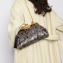 Charger l&#39;image dans la galerie, New Evening Bag Wedding Shoulder Crossbody Bag for Woman Fashion Travel Retro Purse a146