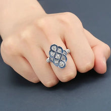 Carica l&#39;immagine nel visualizzatore di Gallery, Vintage Blue Rings for Women Eight Twist Shaped Inlaid Cubic Zirconia Accessories