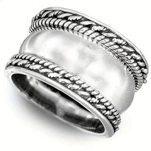 Charger l&#39;image dans la galerie, Smooth Metal Rings for Women Stylish Finger Rings Hip Hop Y2K Jewelry - www.eufashionbags.com