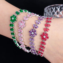 Laden Sie das Bild in den Galerie-Viewer, Delicate Flower Leaf Chain Bracelets for Women Cluster Cubic Zirconia Crystal Wedding Party b87