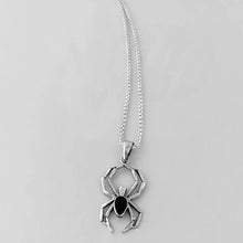 Laden Sie das Bild in den Galerie-Viewer, Silver Color Spider Animal Pendant Necklace for Girls Chain Necklace Accessories t102