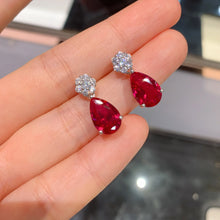 Cargar imagen en el visor de la galería, Charms Water Droplet Small Flower Ruby High Carbon Diamond Earrings Pendant Necklace for Women