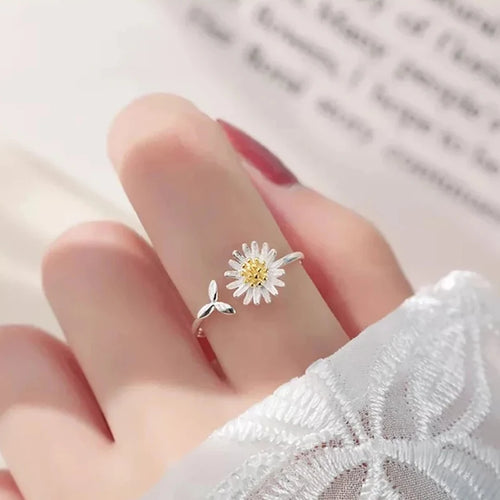 Fresh Yellow Daisy Flower Finger Opening Rings for Women Silver Color Statement Female Accessories