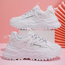 Cargar imagen en el visor de la galería, Women Casual Mesh Breathable Platform Sneakers Men Lace-up White Sports Shoes