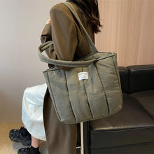 Cargar imagen en el visor de la galería, Large Women Waterproof Down Shoulder Bags Winter Travel Handbags Tote Purse w75