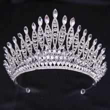 Laden Sie das Bild in den Galerie-Viewer, Luxury Diverse Silver Color Crystal Crowns Bride tiara Fashion Queen For Crown Headpiece Wedding Hair Jewelry Accessories