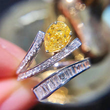 Laden Sie das Bild in den Galerie-Viewer, Personality Pear Yellow Cubic Zirconia Luxury Rings for Women Wedding Party Jewelry