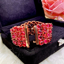 Carica l&#39;immagine nel visualizzatore di Gallery, Rose Gold Color Inlaid Red Garnet Bangles Bracelet for Women Fashion Snake Head Jewelry Gift x52