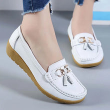 画像をギャラリービューアに読み込む, Women Sports Shoes Slip On Sneaker Zapatos Mujer Loafers Soft Leather Casual Shoes Female Sneakers