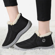 Carica l&#39;immagine nel visualizzatore di Gallery, Women Winter Casual Shoes Keep Warm Sneakers With Fur Zapatos Para Mujeres Light Footwear - www.eufashionbags.com