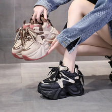 Cargar imagen en el visor de la galería, Genuine Leather Dad Shoes  New Plush Casual Shoes Versatile Thick Soles Increase Sneakers Women Platform BootS