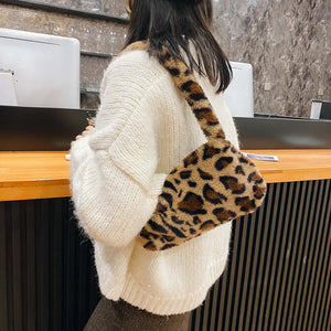 Plush Leopard Print Small Shoulder Bag Trendy Designer Faux Fur Women's Bag q101