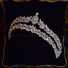 Cargar imagen en el visor de la galería, Baroque Luxury Crystal Leaf Bridal Tiaras Crown Headwear Rhinestone Pageant Prom Diadem Headbands