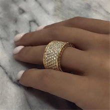 Carica l&#39;immagine nel visualizzatore di Gallery, Bling Bling Wedding Band Rings Sparkling CZ Engagement Women  Rings n102