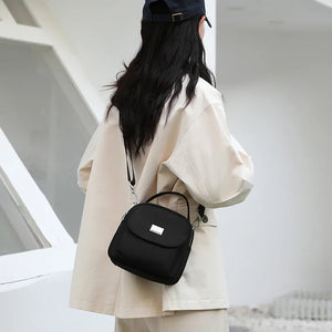 Fashion Designer Shoulder Bag Women Multi Pocket Oblique Straddle Bag New Nylon Waterproof Small Bag