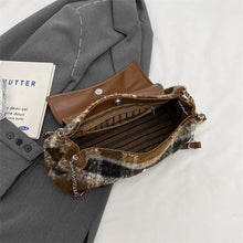 画像をギャラリービューアに読み込む, Small Soft Woolen Shoulder Bag for Women Winter Fashion Chain Bag x289