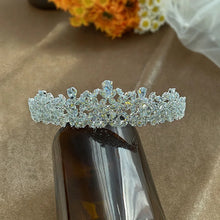 Laden Sie das Bild in den Galerie-Viewer, Cubic Zircon Wedding Tiaras CZ Bridal Headband Queen Princess Rhinestone Pageant Diadem Crown