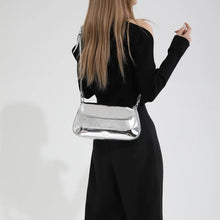 画像をギャラリービューアに読み込む, Small Glossy Pu Leather Flap Bags for Women 2024 New Fashion Crossbody Bag Shoulder Bag
